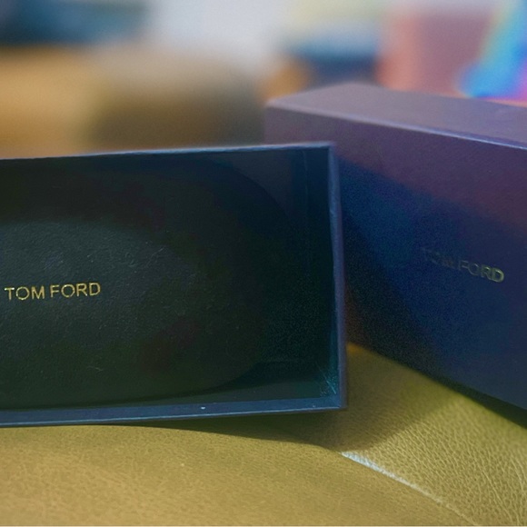 Tom Ford Sunglasses - Picture 6 of 6